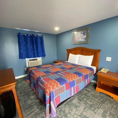 Royal Inn Claremont Extérieur photo